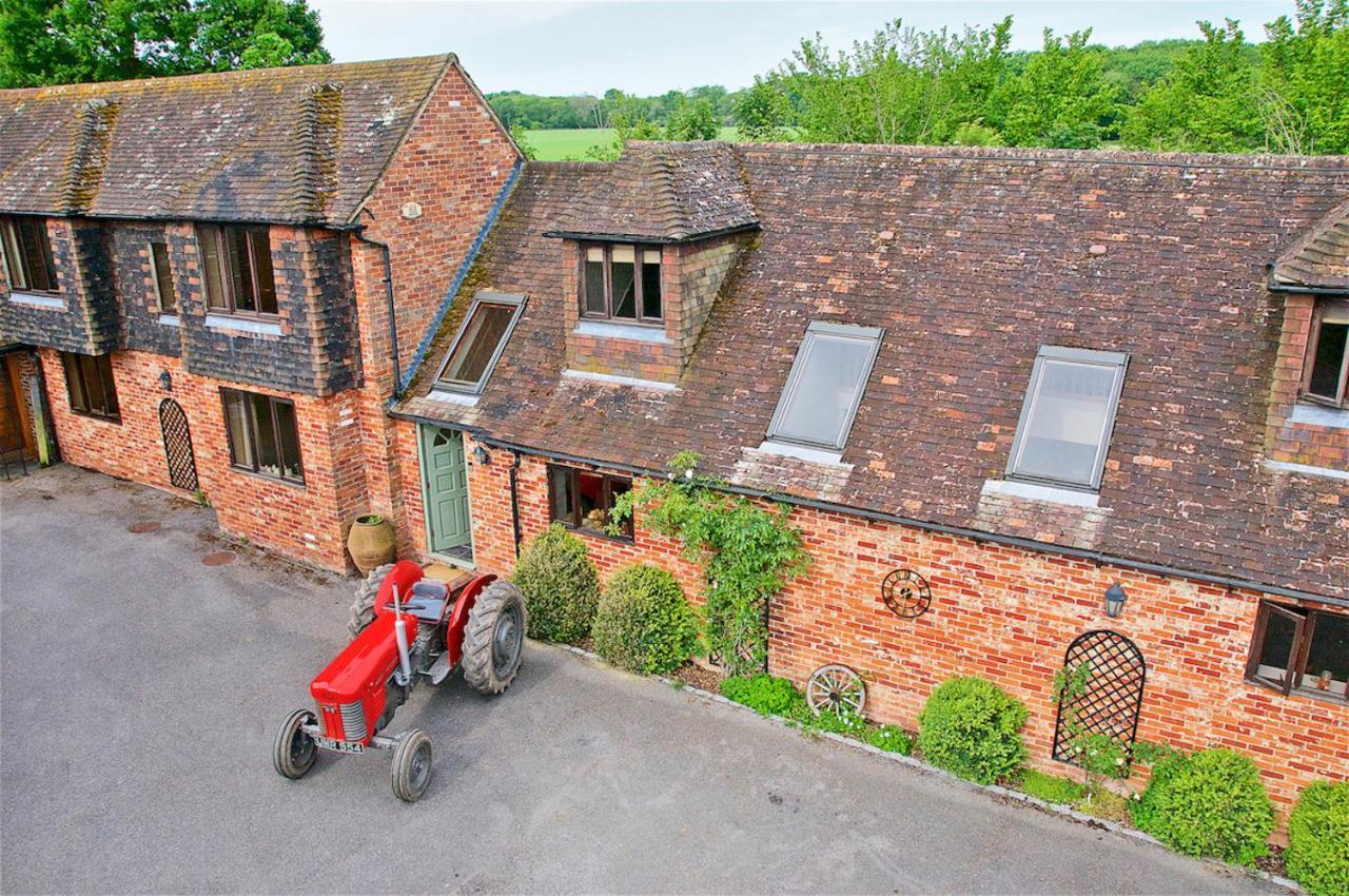 Northlands Farm - Old Farm Cottage Chichester Exterior photo